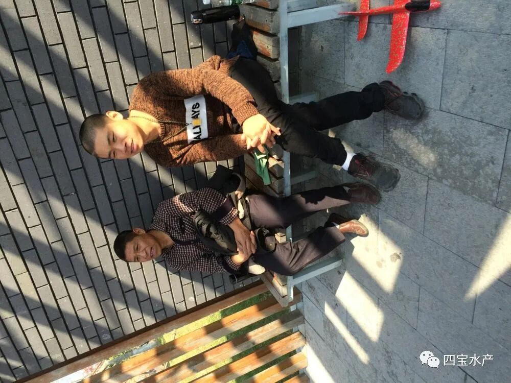 父亲您现在在那边过的还好吗？儿子想您。